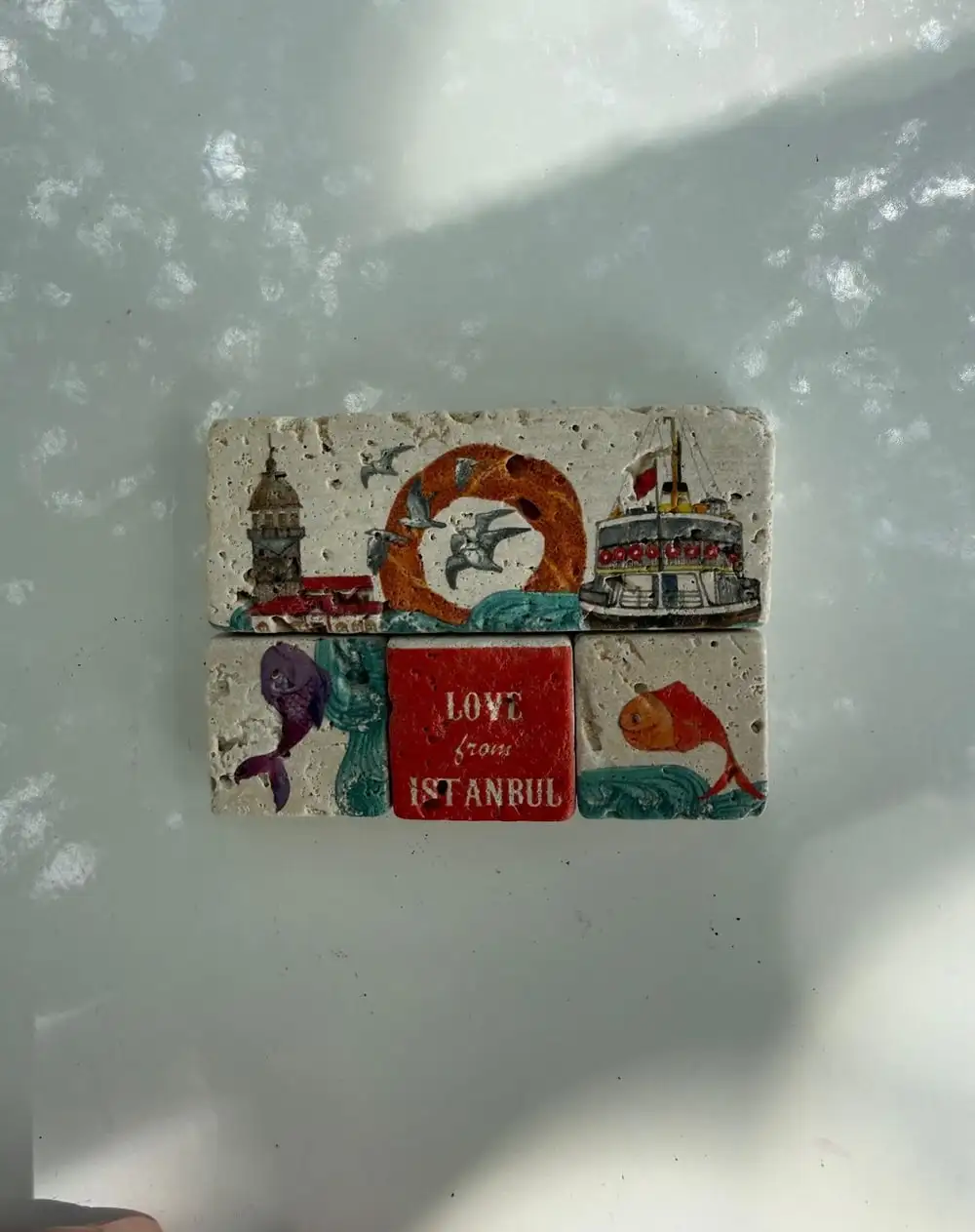 Istanbul Stone Magnets: the Bosphorus, a ferry and “Love İstanbul”.
